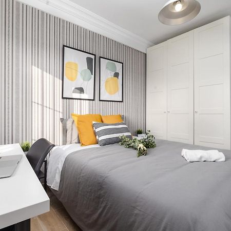 Nordik Rooms Urban - Urena "Grindavik" مالقة المظهر الخارجي الصورة